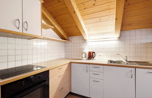 Naz Appartement | Appartement 'Linder 22' avec vue sur les montagnes, piscine partagée et Wi-Fi