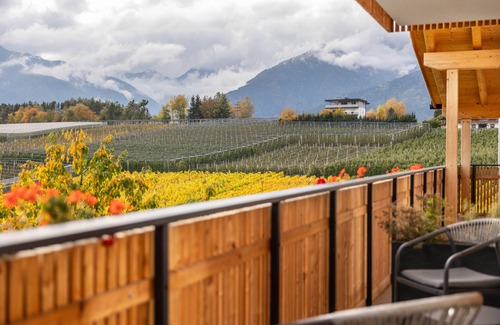 Naz Appartement | Appartement "Linderhof Panorama Balkon" avec vue sur les montagnes, piscine partagée et Wi-Fi