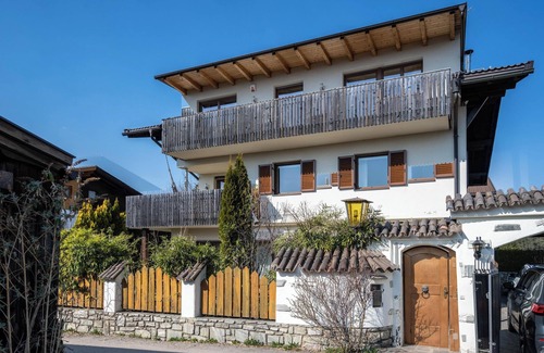 Fiumes Appartement | Appartement 'Little Charmed House' avec vue sur la montagne, jardin et Wi-Fi