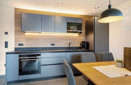 Ultimo Appartement | Appartement "Loach" avec vue sur les montagnes, jardin partagé et Wi-Fi