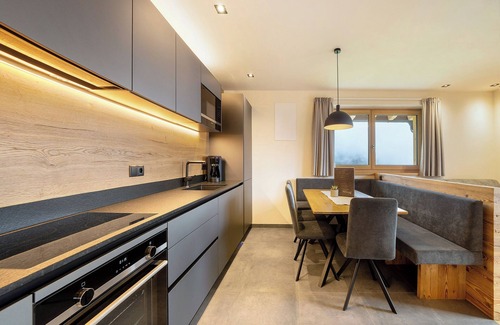Ultimo Appartement | Appartement "Loach" avec vue sur les montagnes, jardin partagé et Wi-Fi