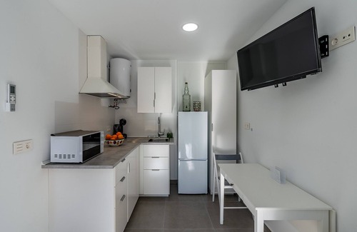 Melegis Appartement | Appartement 'Loft A'ca La Puri En Melegís' avec terrasse privée, Wi-Fi et climatisation.