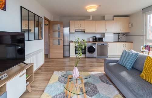 Renedo Appartement | Apartment 'Luminoso' with Mountain View, Private Terrace and Wi-Fi