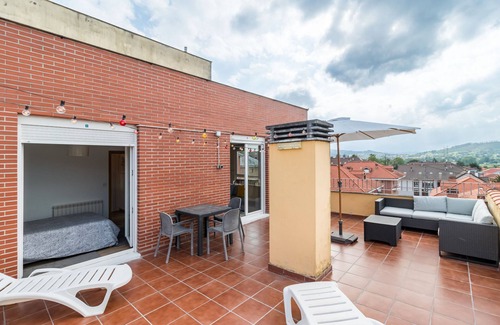 Renedo Appartement | Apartment 'Luminoso' with Mountain View, Private Terrace and Wi-Fi