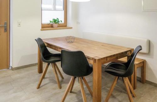 Emberg Appartement | Apartment Luxner-6 by Interhome