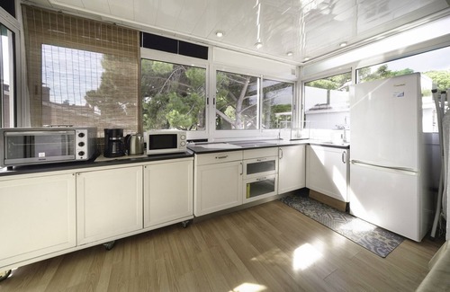 Castelldefels Appartement | Appartement "Luz y Color" avec terrasse privée, Wi-Fi et climatisation