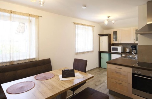 Unterlibitsch Appartement | Apartment mit 3 Schlafzimmern und Balkon - Haus am Feistritzer See