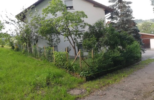 Uehlingen-Birkendorf Appartement | Appartement 'Mit 80qm' avec terrasse partagée et Wi-Fi