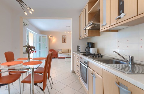 Modrusani Appartement | Appartement Macini by Interhome