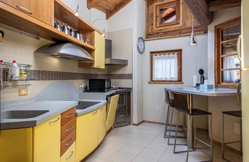 Predazzo Appartement | Appartement Maso Pencati avec vue sur les montagnes, balcons et Wi-Fi