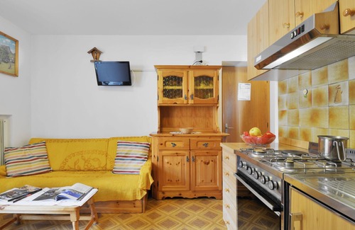 San Giovanni di Fassa Appartement | Appartement Maura by Interhome