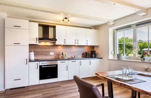 Arnstorf Appartement | Apartment 'Mayerhofer 1' with Private Terrace, Shared Garden and Wi-Fi