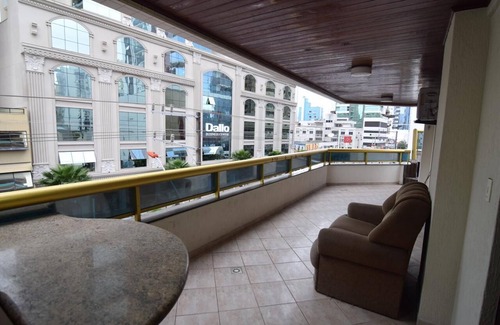 Andorinha Maison | Apartment Meia Praia Private pool 04 rooms 02 vacancies