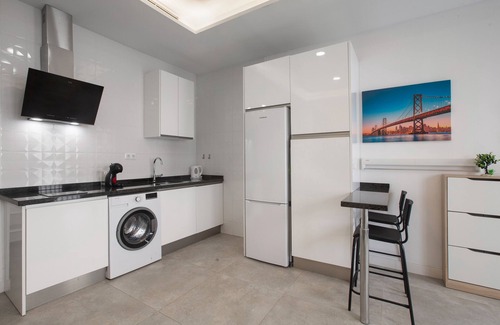 Jardin de la Abadia Appartement | Apartment 'Mendoza Loft Málaga' with Wi-Fi and Air Conditioning