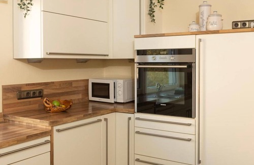Frankenau Appartement | Appartement "Mia" avec terrasse privée, jardin privé et Wi-Fi