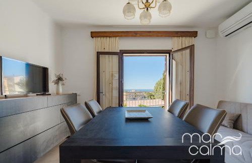 Creixell Appartement | Apartment Mirador Creixell by MarCalma