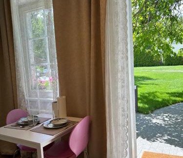 Baden Appartement | Apartment mit Gartenblick und Terrasse