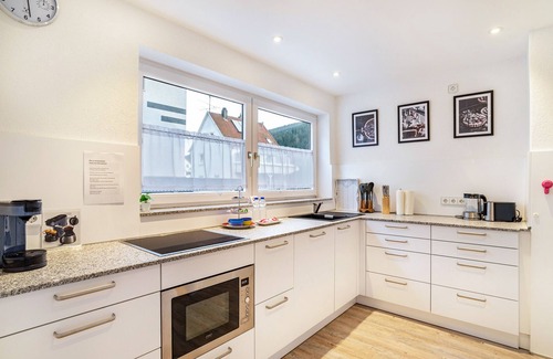 Calmbach Appartement | Appartement "Mit Wintergarten" avec terrasse privée, jardin privé et Wi-Fi