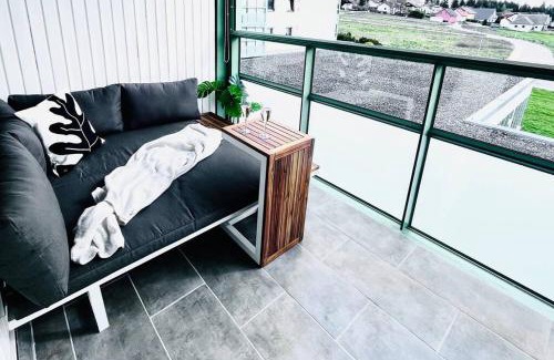 Loffingen Appartement | Apartment mit Wintergarten & Grüner Aussicht im Schwarzwald