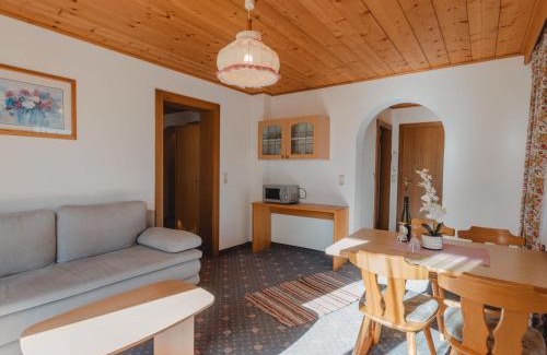Schonbach Appartement | Apartment Mitterkopf by Interhome