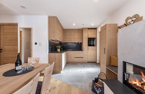 Funes Appartement | Appartement 'Mittermanting' avec vue sur la montagne, terrasse privée et Wi-Fi