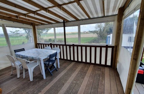 Yviers Appartement | Apartment "Mobile Home Serge" with Private Terrace, Shared Garden & Wi-Fi