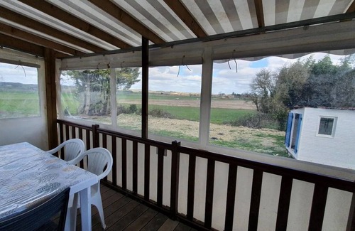 Yviers Appartement | Apartment "Mobile Home Serge" with Private Terrace, Shared Garden & Wi-Fi