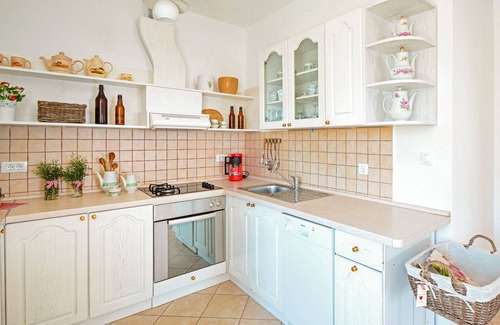Ika Appartement | Appartement Moira by Interhome