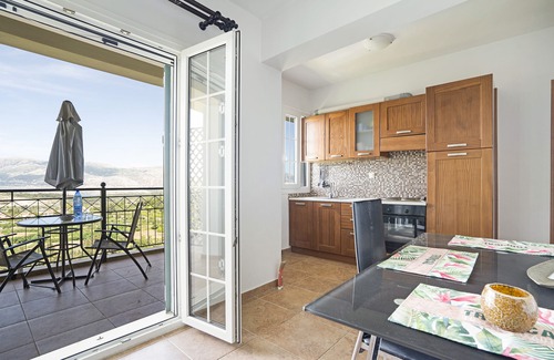 Kaminarata Appartement | Apartment 'Monte Verde 204' with Sea View, Wi-Fi and Air Conditioning
