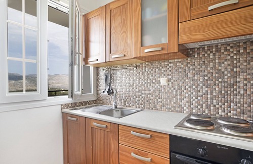 Kaminarata Appartement | Apartment 'Monte Verde 204' with Sea View, Wi-Fi and Air Conditioning