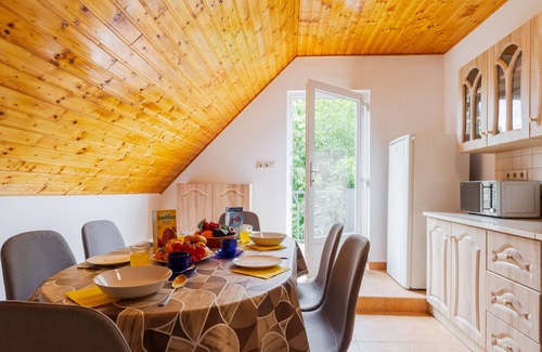 Balatonszemes Appartement | Appartement Moni 1 by Interhome