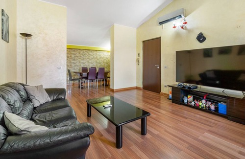 Carbonia Appartement | Apartment "Monteleone" with Balcony & Wi-Fi