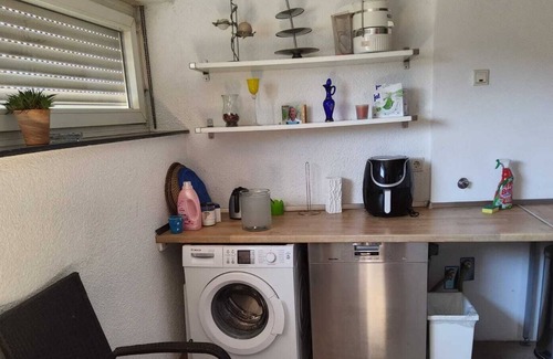 Saarlouis Appartement | Apartment 'Müller' with Balcony and Wi-Fi