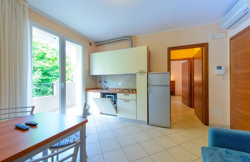 Viserbella Appartement | APPARTEMENT 2 PIÈCES N ° 4, AVEC GRANDE VUE MER SUR BALCON, CLIMATISÉ ET PARC