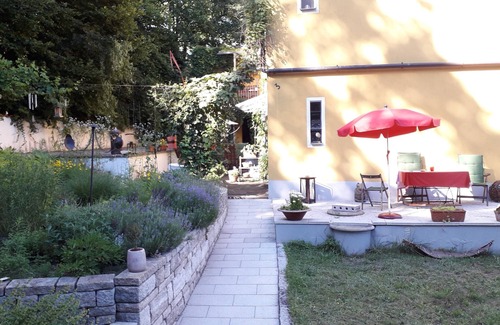 Lauf an der Pegnitz Appartement | Appartement proche du centre dans une oasis de verdure