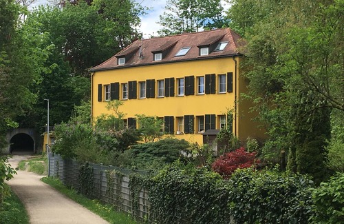 Lauf an der Pegnitz Appartement | Appartement proche du centre dans une oasis de verdure