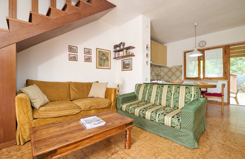 Marina di Castagneto Carducci Appartement | Appartement 'Nice Holiday Home' avec jardin privé