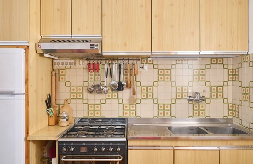 Marina di Castagneto Carducci Appartement | Appartement 'Nice Holiday Home' avec jardin privé
