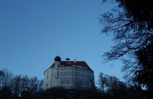 Wenzenbach Appartement | Appartement n Regensburg Castle