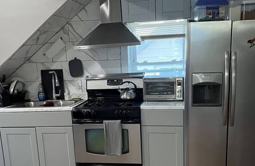 Hillside Appartement | Apartment near Airport
