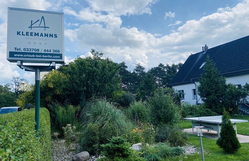 Zossen Appartement | Apartment near Berlin & Potsdam with kitchen, shower/WC and terrace