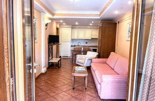 Settecamini Appartement | Appartement moderne à Guidonia avec jardin