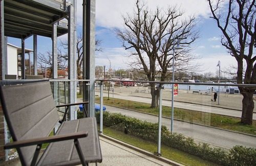 Lauterbach Appartement | Apartment near the harbor with sea view - Hafenresidenz Lauterbach FeWo 2-3