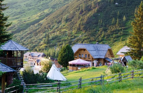 Irdning-Donnersbachtal Appartement | Apartment no. 7, 2 bedrooms, shower, WC - 1-2 nights - "Holzboxen" Planneralm Alpin Appartements