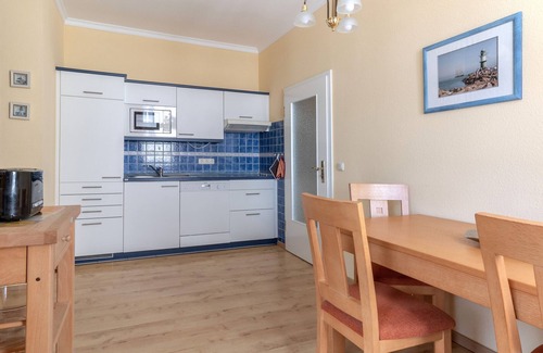 Binz Villa | Appartements 2 pièces avec balcon et vue mer directement sur la promenade de la plage