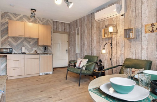 Reinberg Appartement | Appartement 'Nostalgie-flair Kapitänskajüte' avec terrasse partagée, Wi-Fi et climatisation