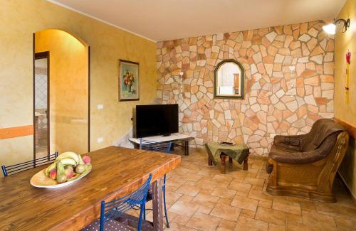 Gonnesa Appartement | Apartment Nuraghe, barrierefrei, auf Olivenhain