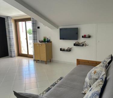 San Lorenzo Appartement | {[Apartment On The Sea +Terrace]} Dan's house