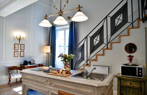 Santa Croce Appartement | Appartement de 65m2 sur 2 étages, terrasse avec vue, Wifi-50mt de Santa Croce