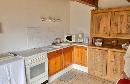 Les Vastres Maison | Apartment on the first floor of an old stone barn